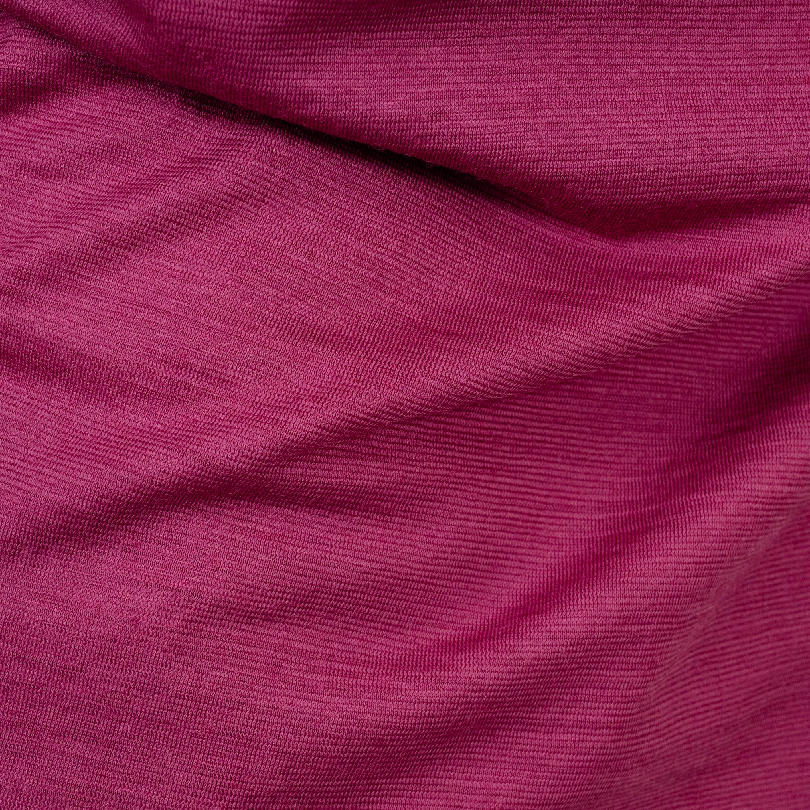 Merino Damen Poloshirt Stoffaufnahme von Tom Fyfe in Brombeere