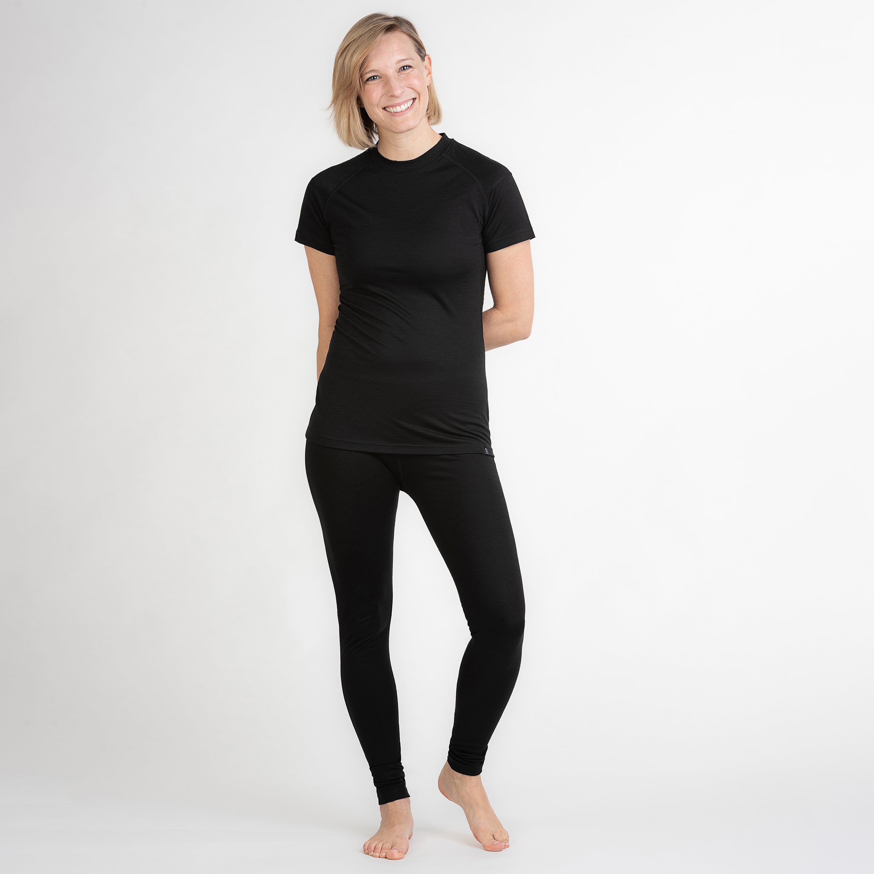 Merino Damen Unterhemd T-Shirt Frontansicht 2 von TOM FYFE in Schwarz