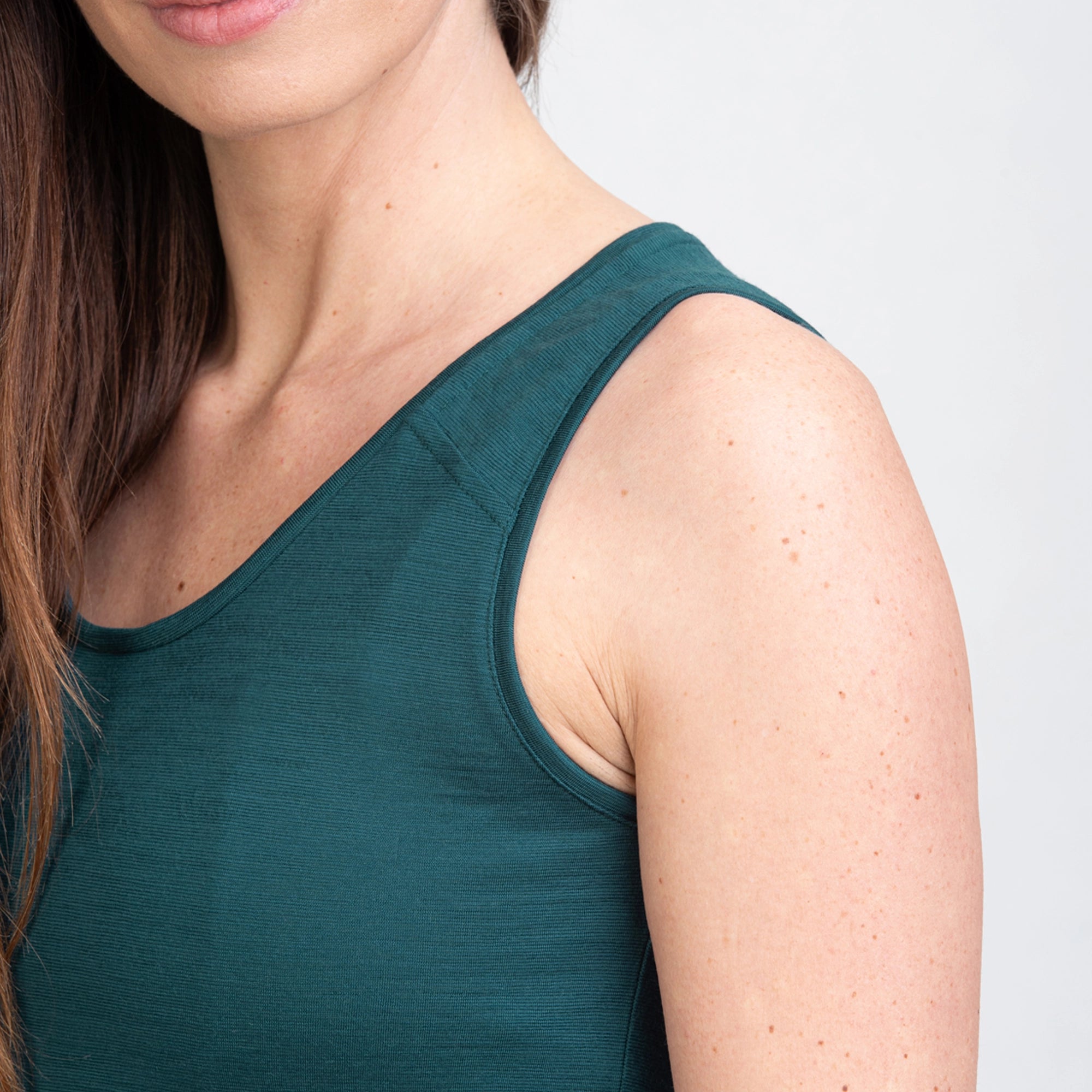 TOM FYFE Merino Damen Tank Top in Deep Teal, Kragen TF202007