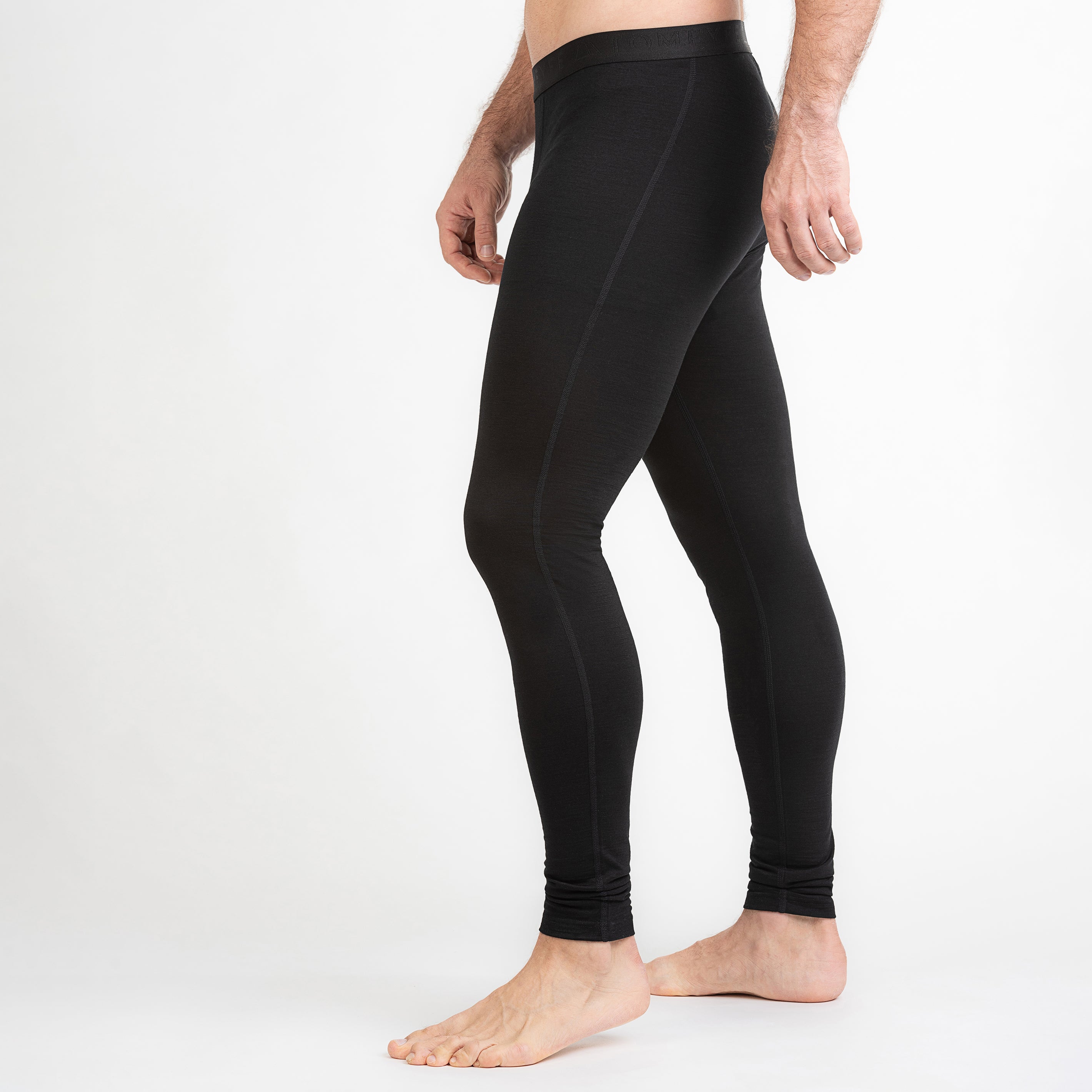 Merino Herren Leggings Seitenansicht von TOM FYFE in Schwarz