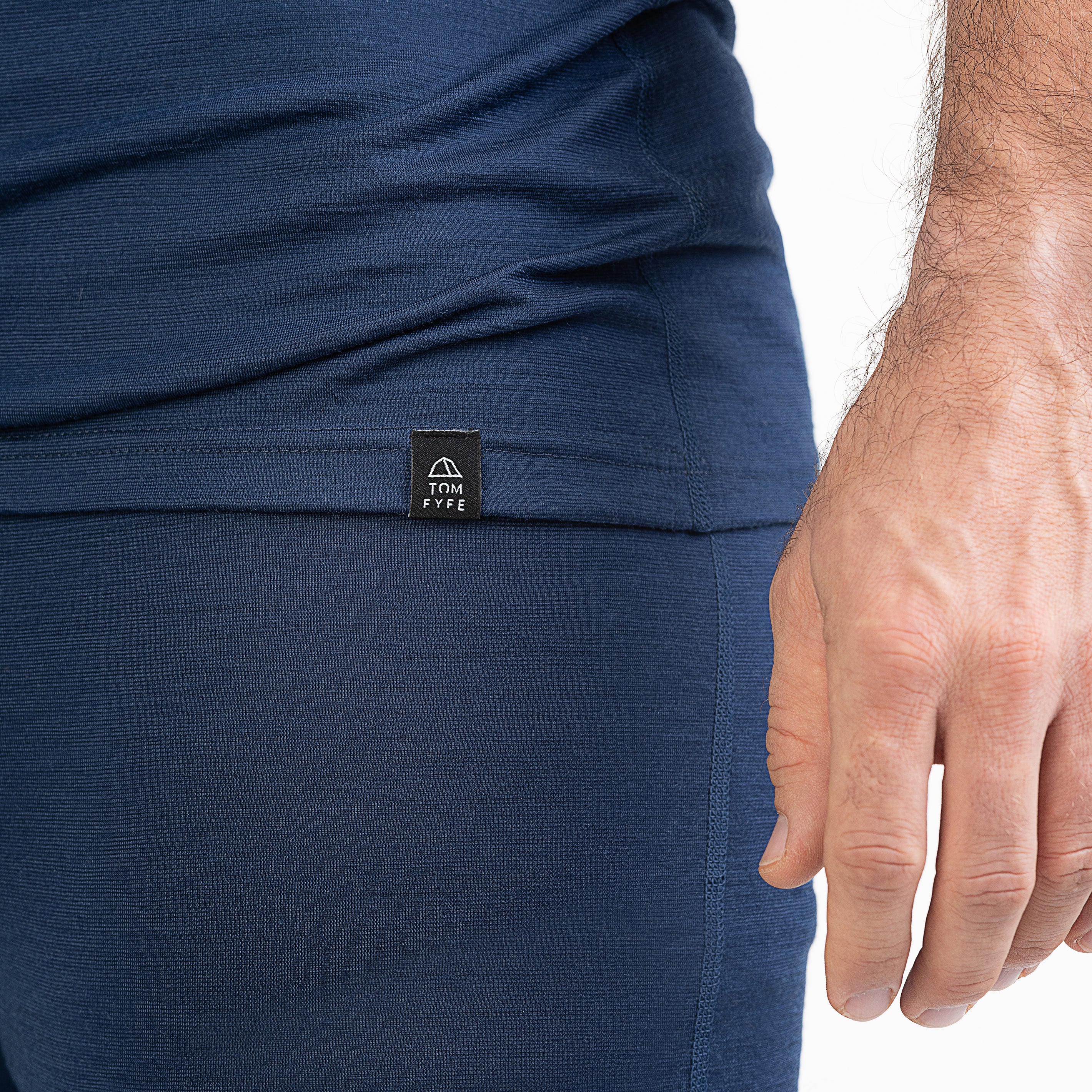 Merino Herren Unterhemd T-Shirt Label von TOM FYFE in Marine