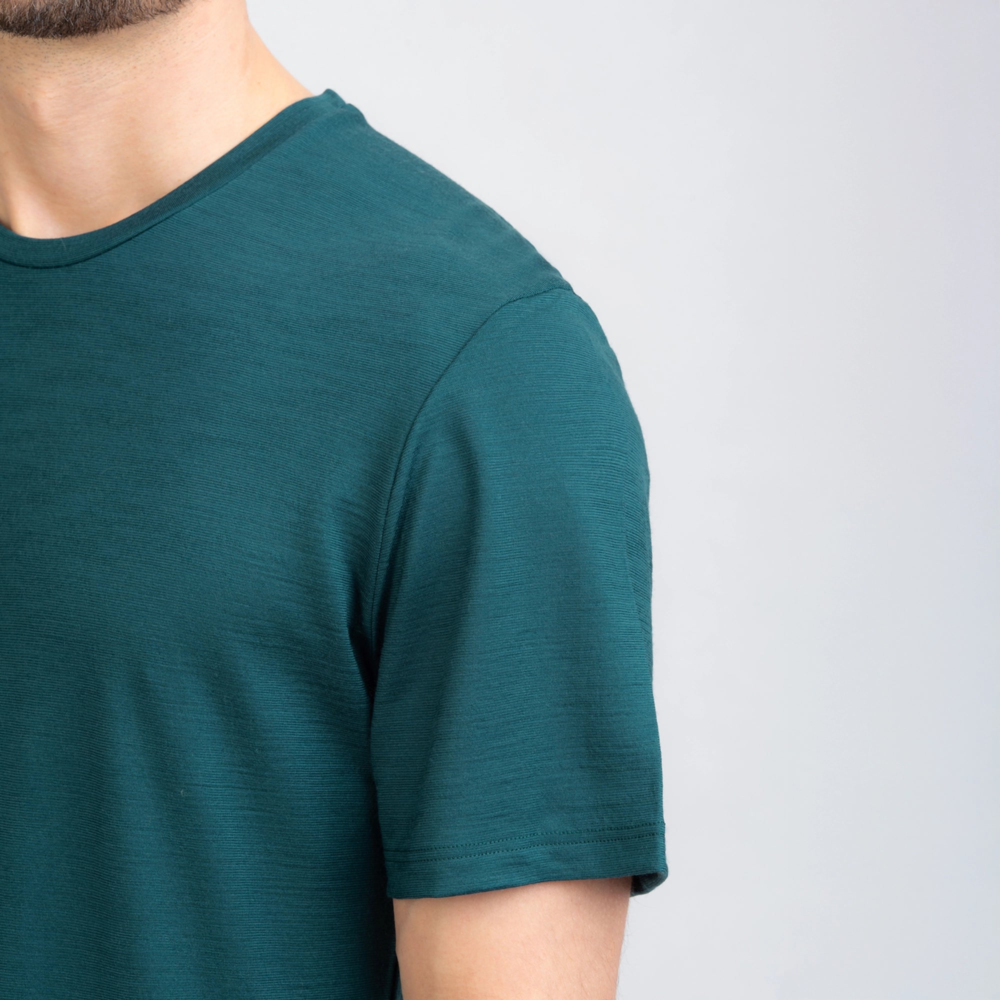 TOM FYFE Merino Herren T-Shirt Slim Fit in Deep Teal, Kragen TF101002