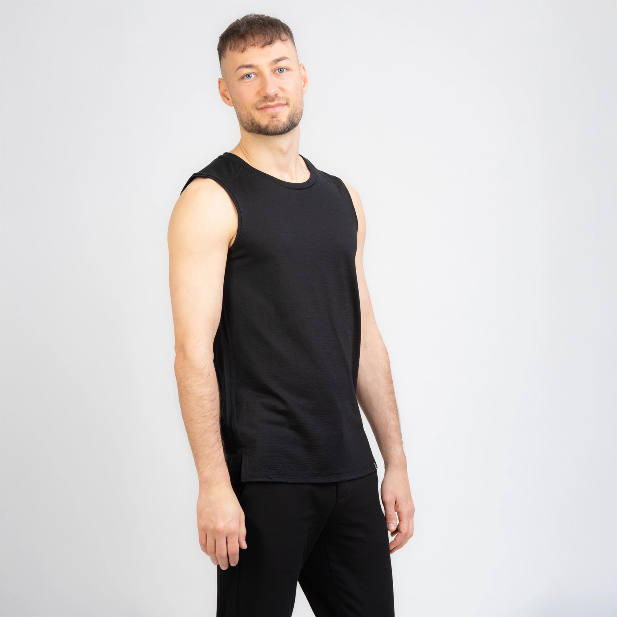 TOM FYFE Merino Herren Tank Top in Schwarz, Seitenansicht TF101007