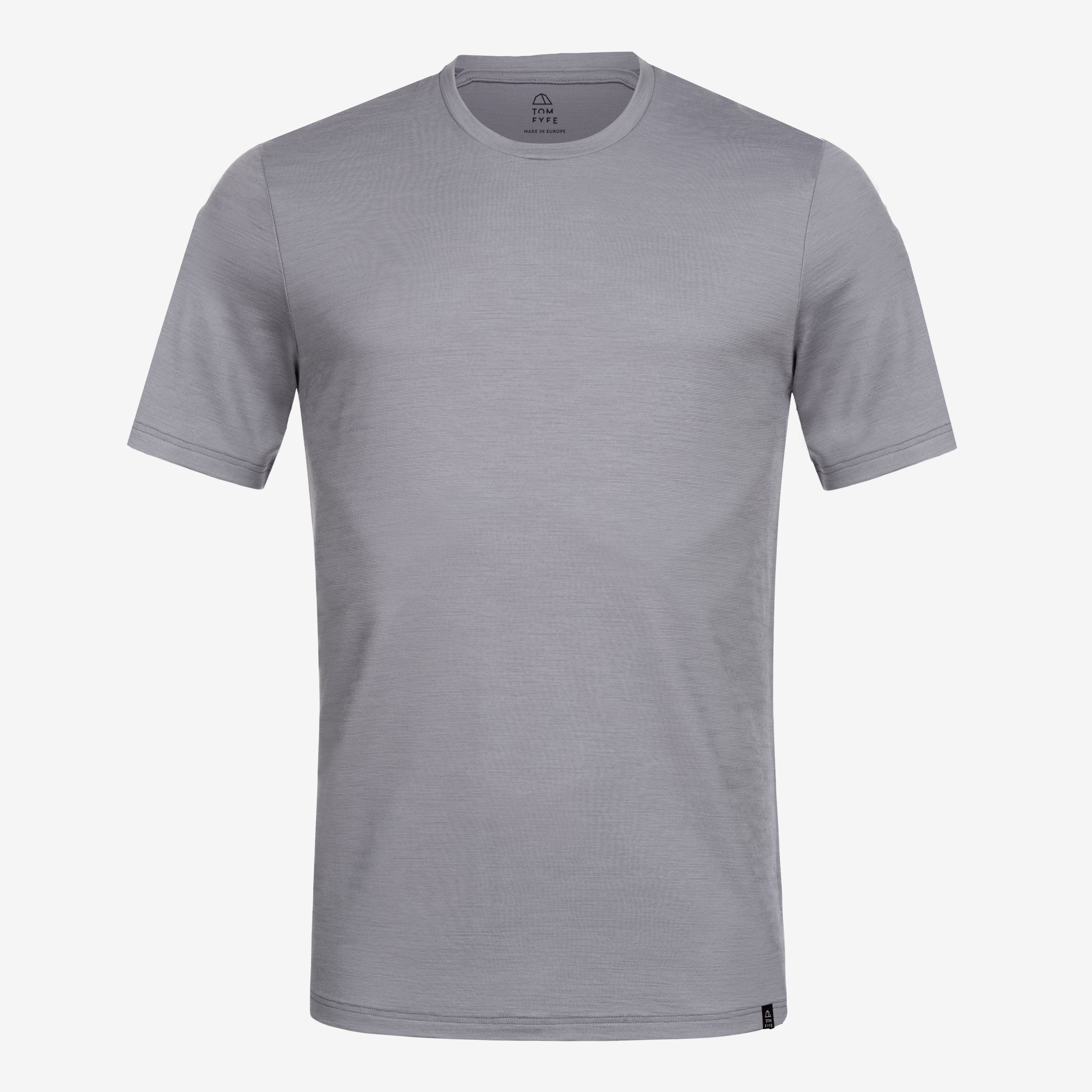 Merino Herren Shirt Frontansicht von Tom Fyfe in Hellgrau