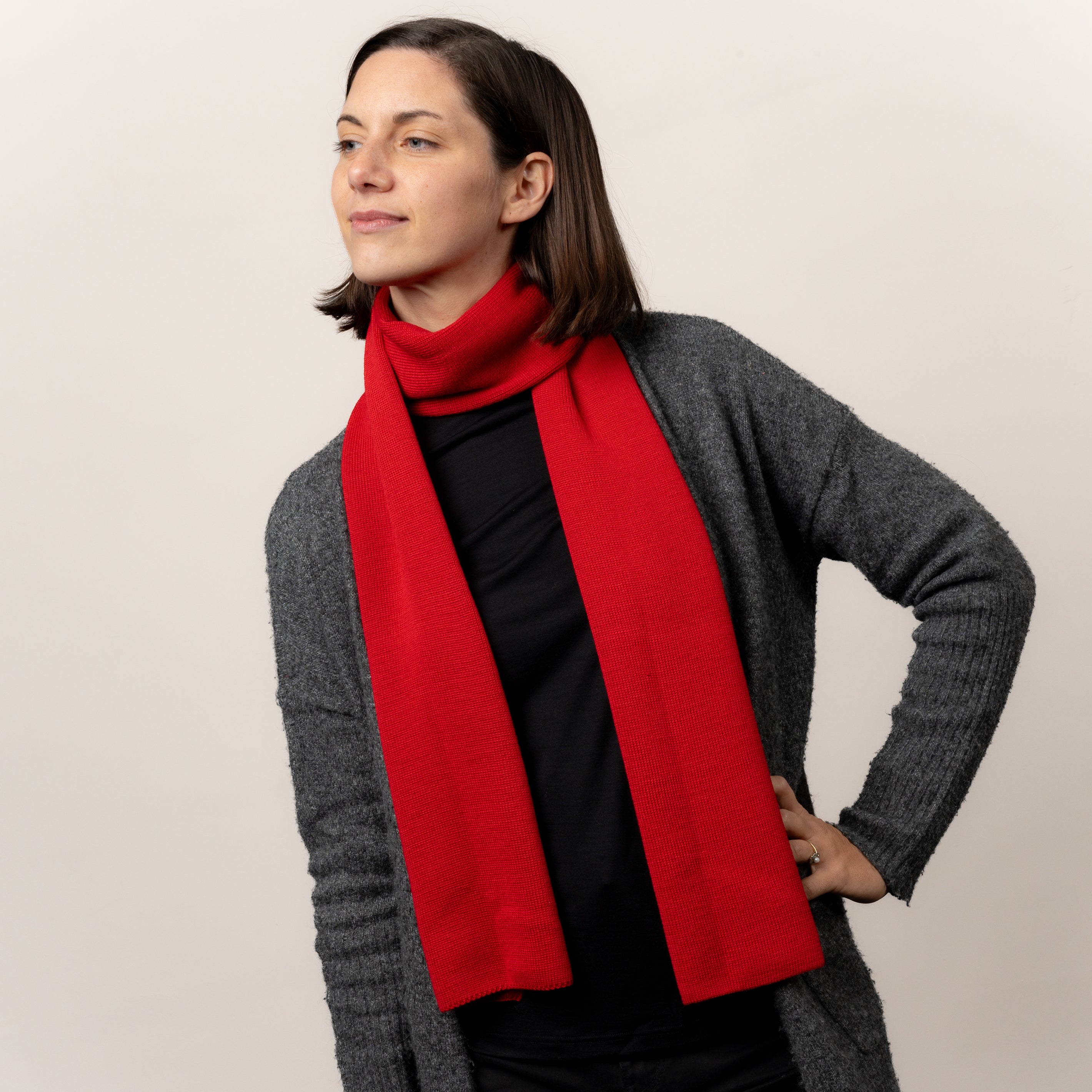 Merino Strickschal von Tom Fyfe in Rot