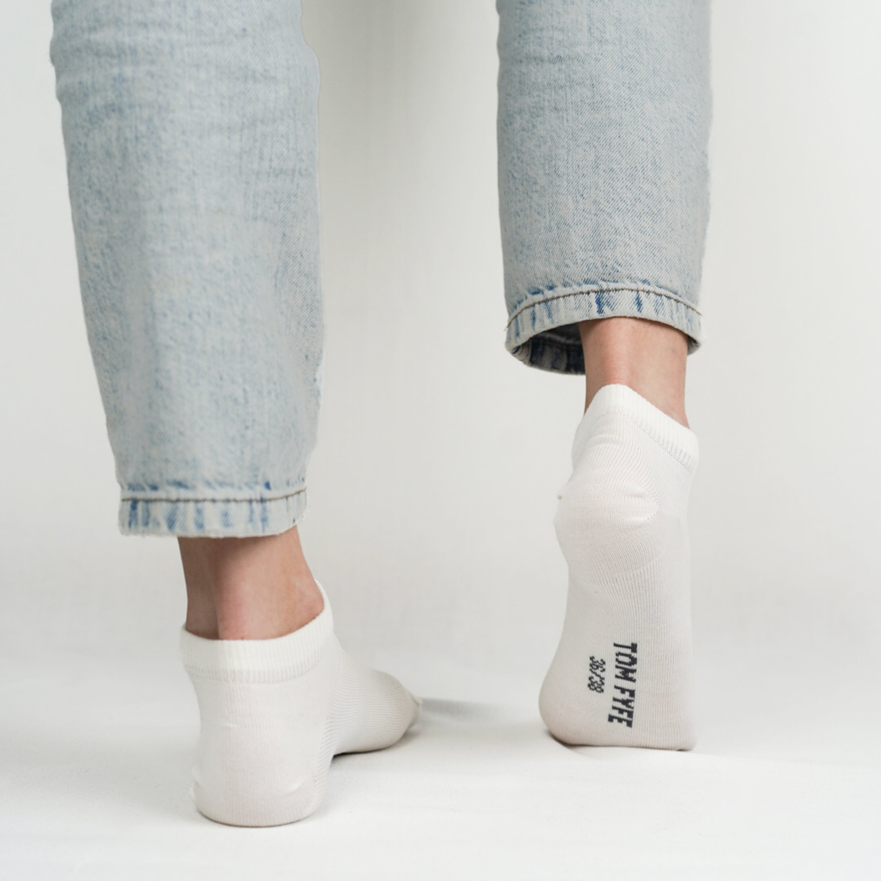 Merino Sneakersocken von Tom Fyfe Rückseite in Weiss