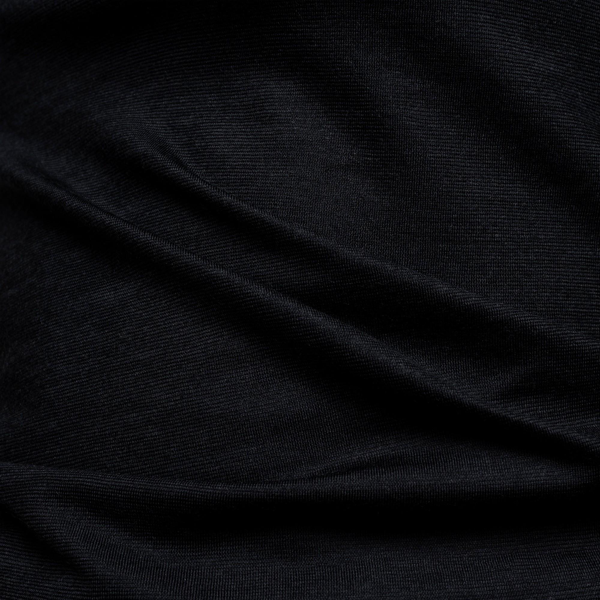 Merino Damen Shirt Nahaufnahme von Tom Fyfe in Schwarz