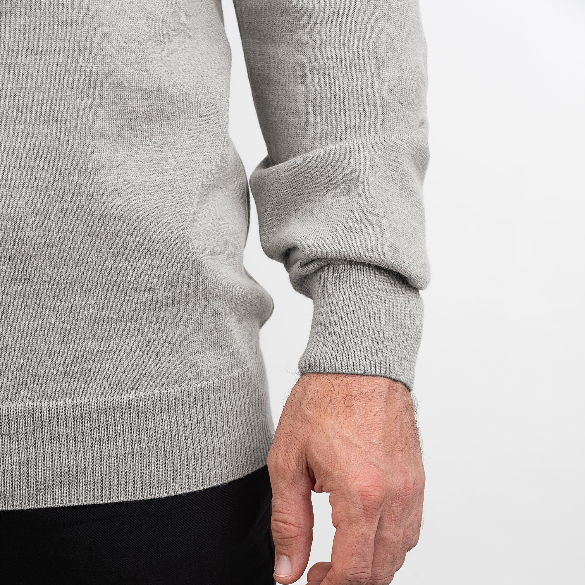 TOM FYFE Merino Herren Crewneck Rundhals-Pullover in Gray Melange, zweite Detailaufnahme des Materials 