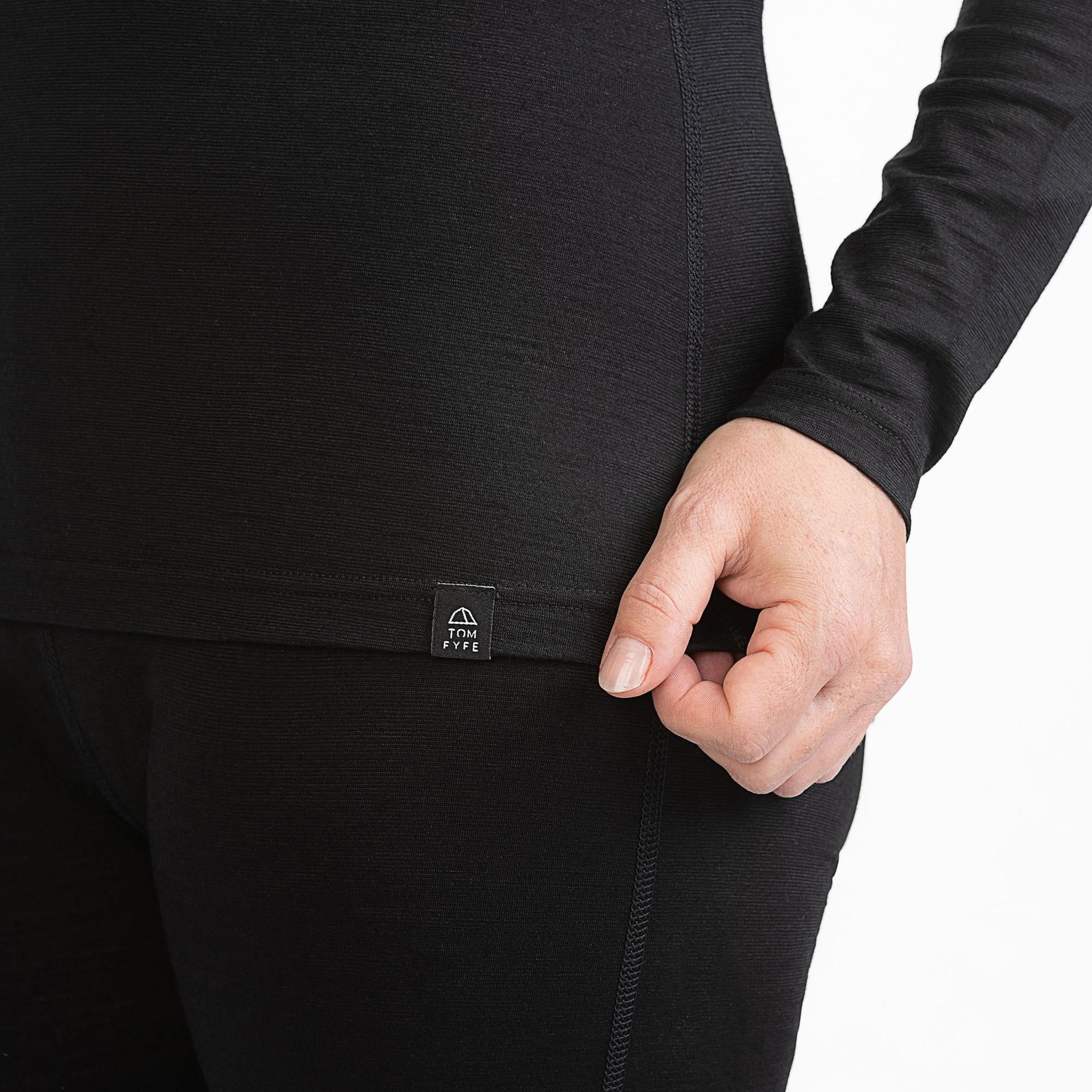 Merino Damen Unterhemd Langarmshirt Label von TOM FYFE in Schwarz 