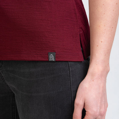 TOM FYFE Merino Damen Polo-Shirt Burgundy Label Detail TF222202 