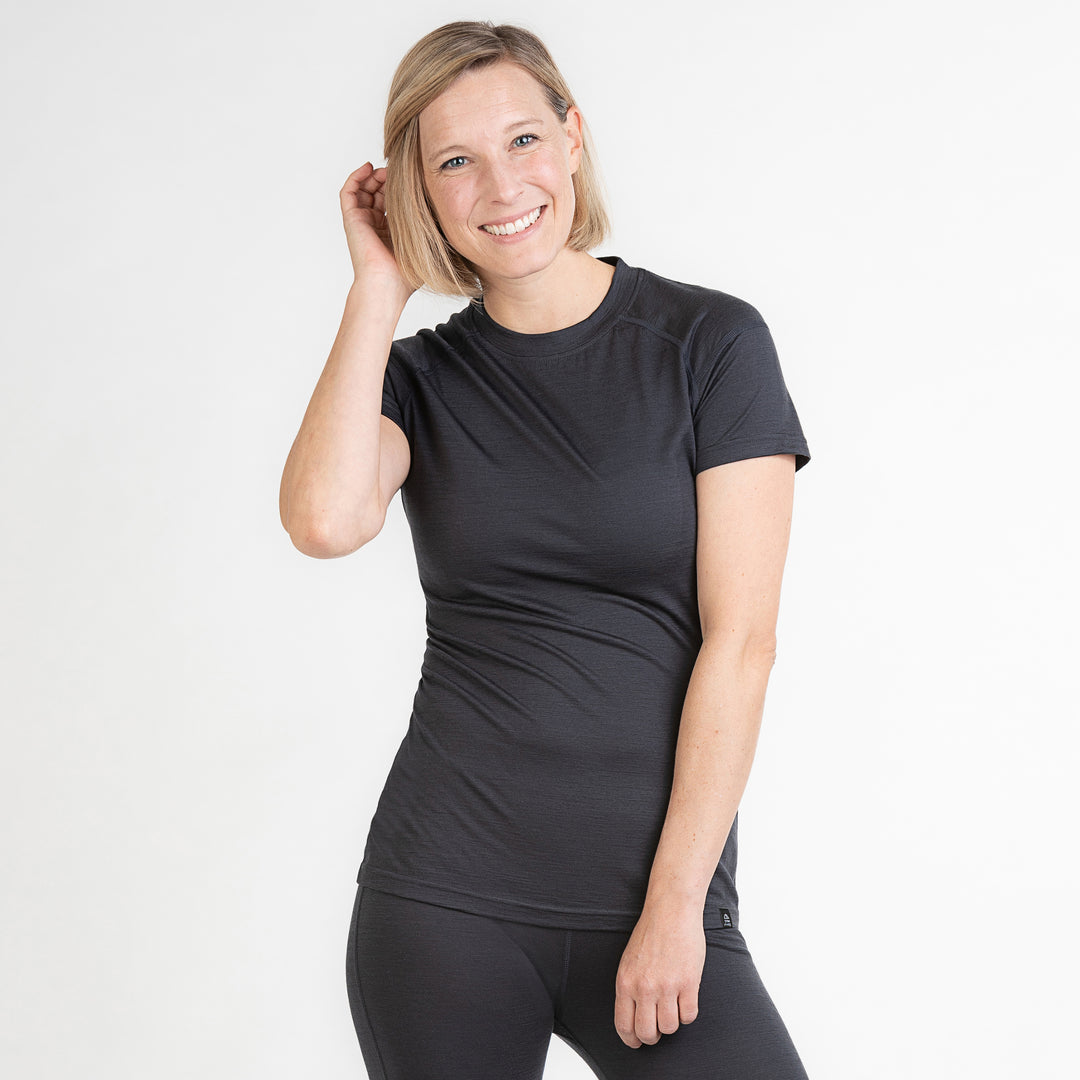 Merino Damen Unterhemd T-Shirt Frontansicht von TOM FYFE in Anthrazit #farbe_anthrazit