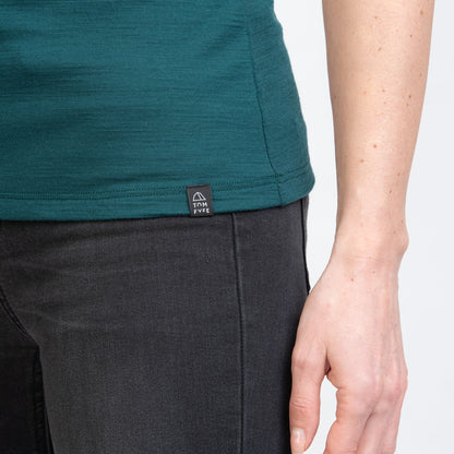 TOM FYFE Merino Damen T-Shirt Slim Fit in Deep Teal, Label Detailaufnahme TF202002 