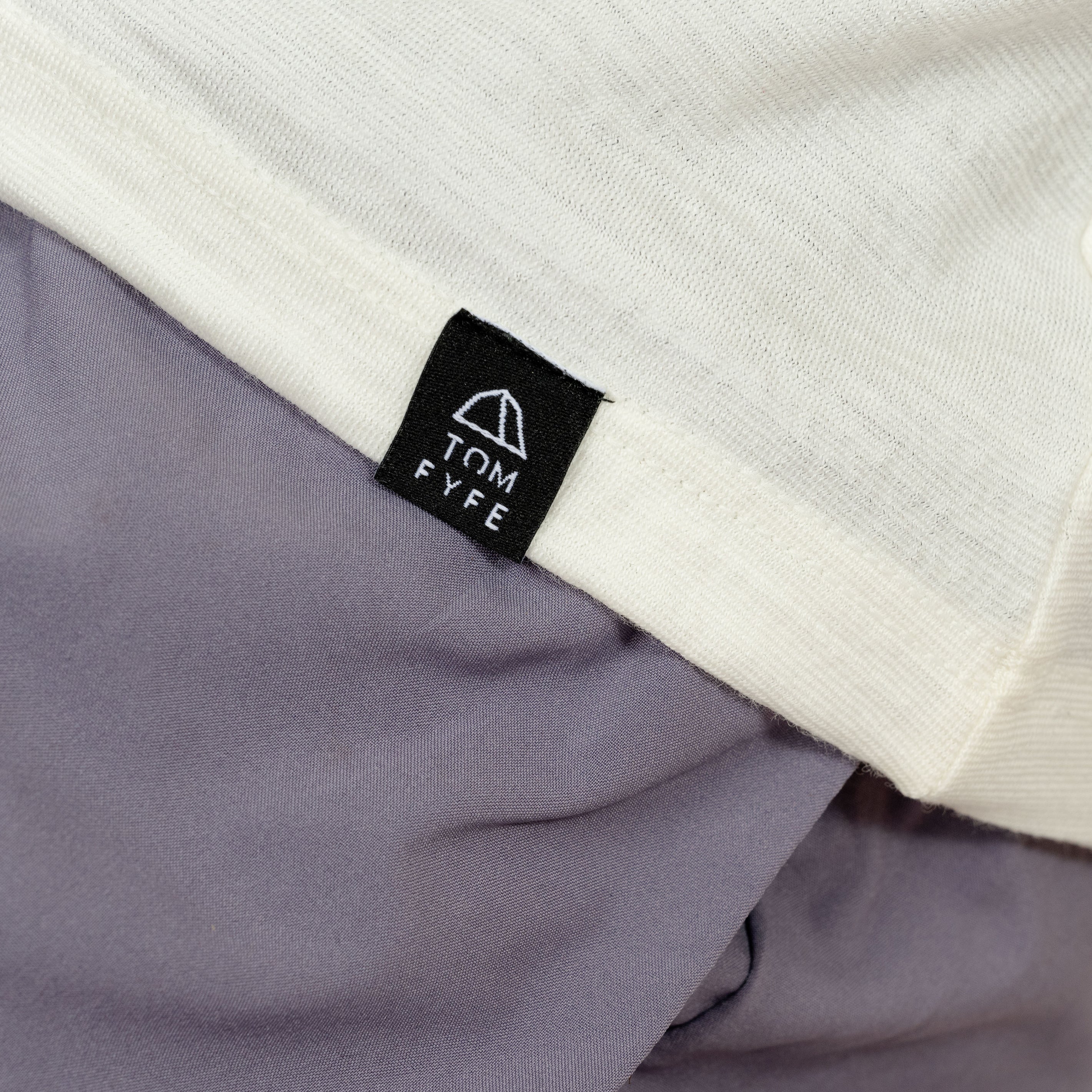 Merino Damen Tank-Top von Tom Fyfe in Weiss mit angenähtem Stofflabel mit Logo 