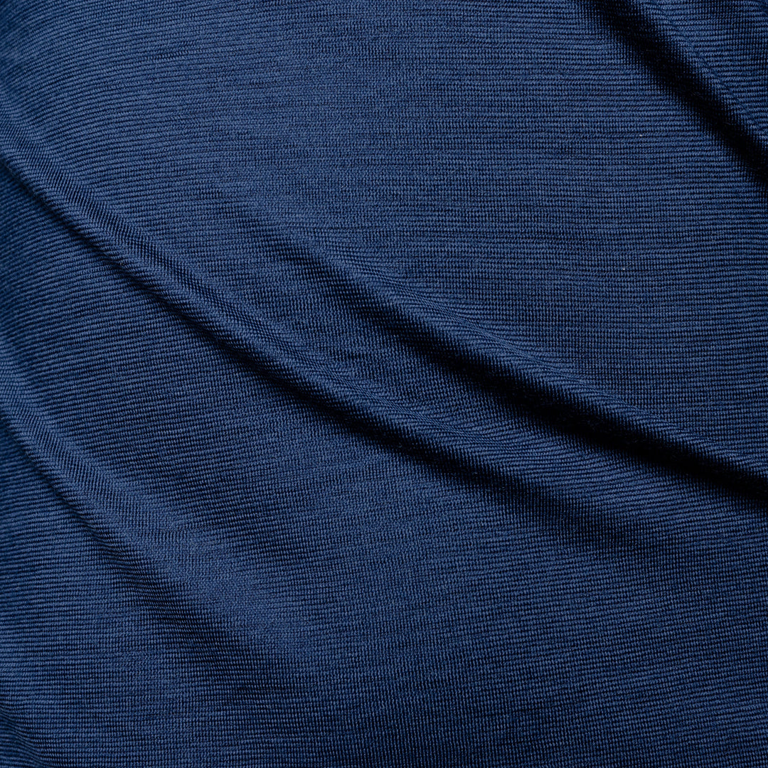 Merino Damen Shirt Nahaufnahme von Tom Fyfe in Marineblau #farbe_marine