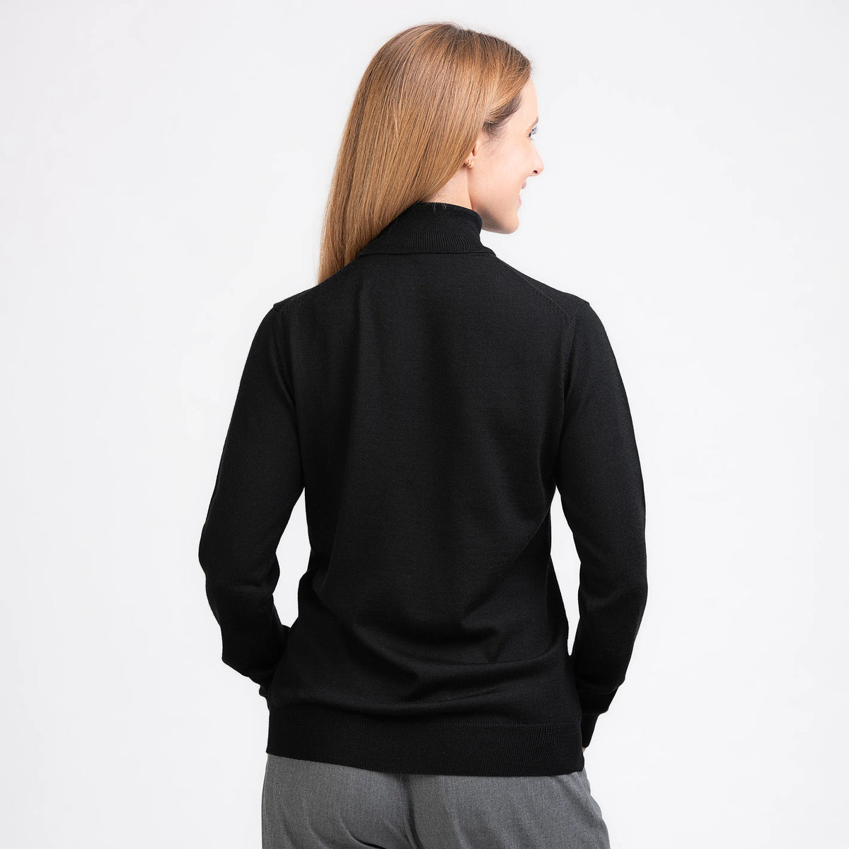 TOM FYFE Merino Damen Turtleneck-Pullover in Schwarz Rückenansicht 
