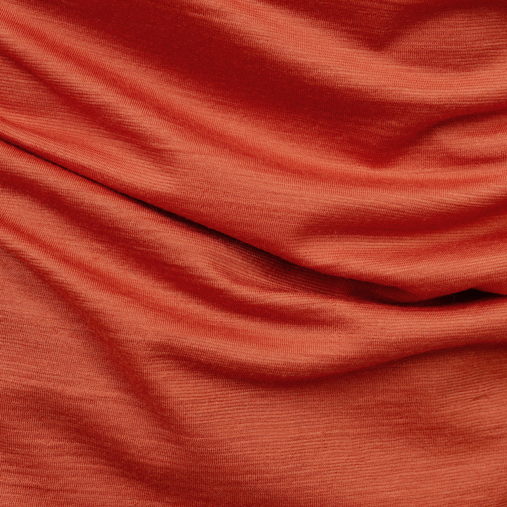 Merino Damen Shirt mit V-Ausschnitt von Tom Fyfe Stoff im Detail in Terracotta #farbe_terracotta