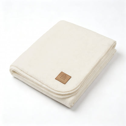 TOM FYFE Merino Decke in Polar White, in Draufsicht 