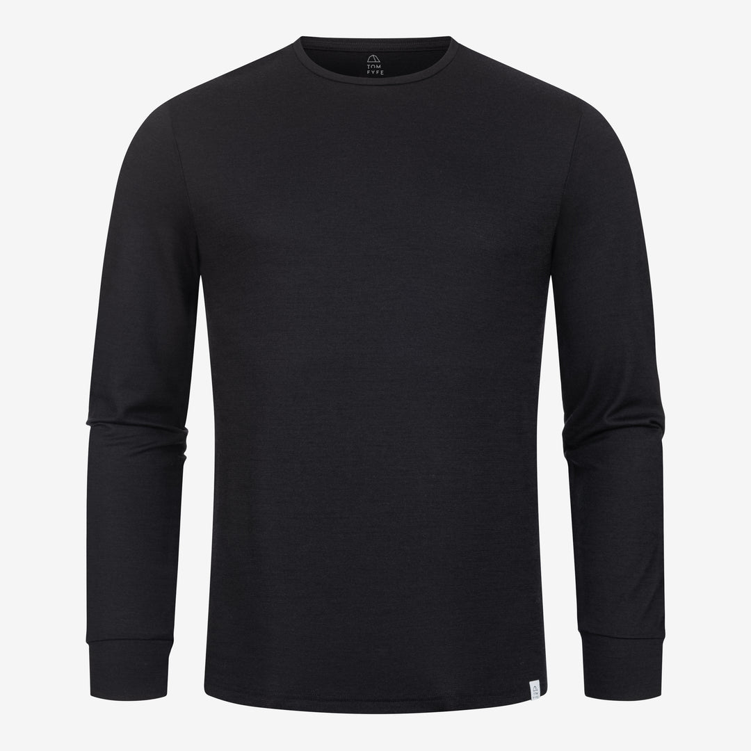 Merino Herren Langarmshirt Frontansicht von Tom Fyfe in Schwarz #farbe_schwarz