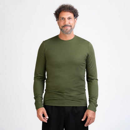 TOM FYFE Merino Herren Langarmshirt in Waldgrün, Vorderansicht 
