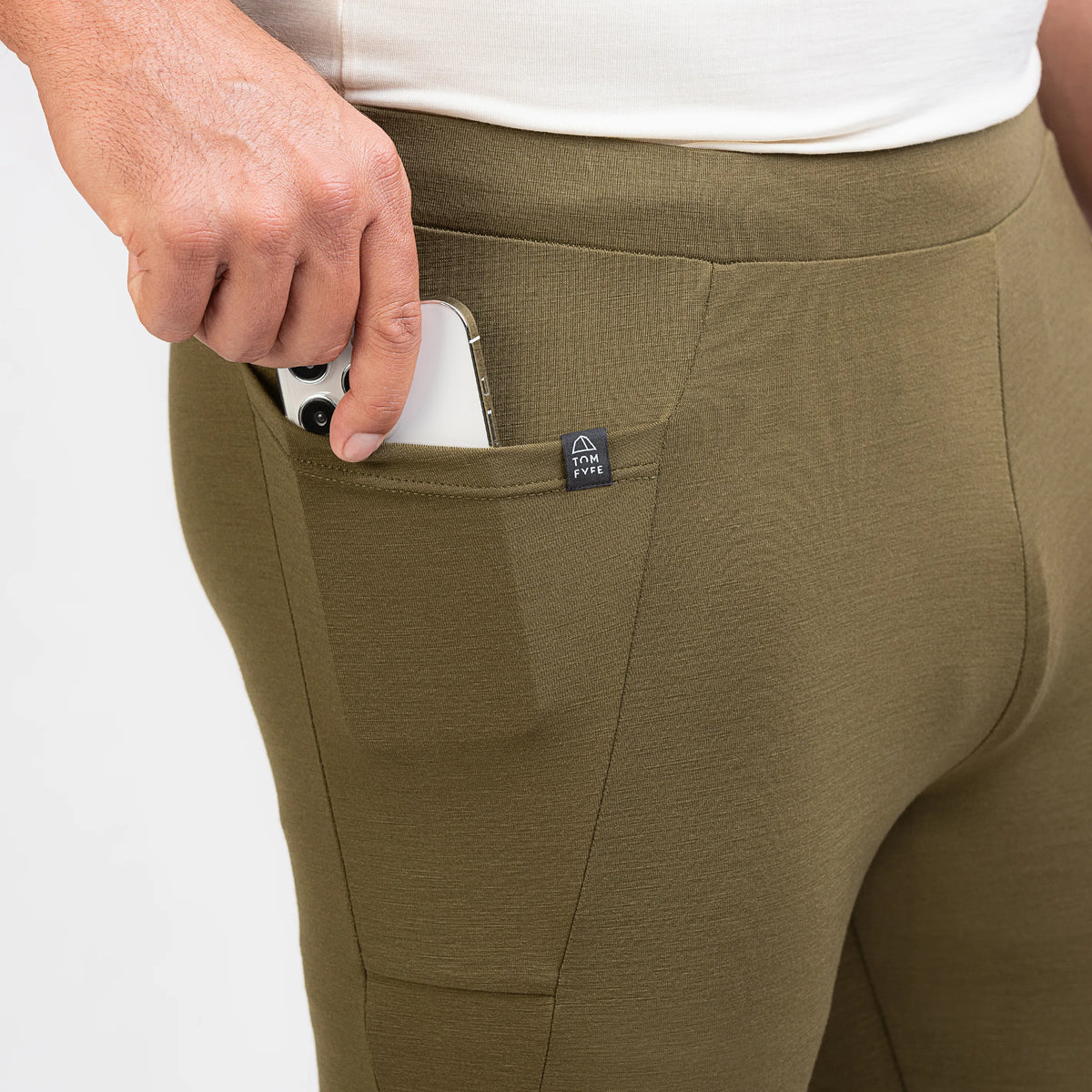 Merino Herren Stretch 240 Leggings Tasche von TOM FYFE in Deep Olive TF323203 