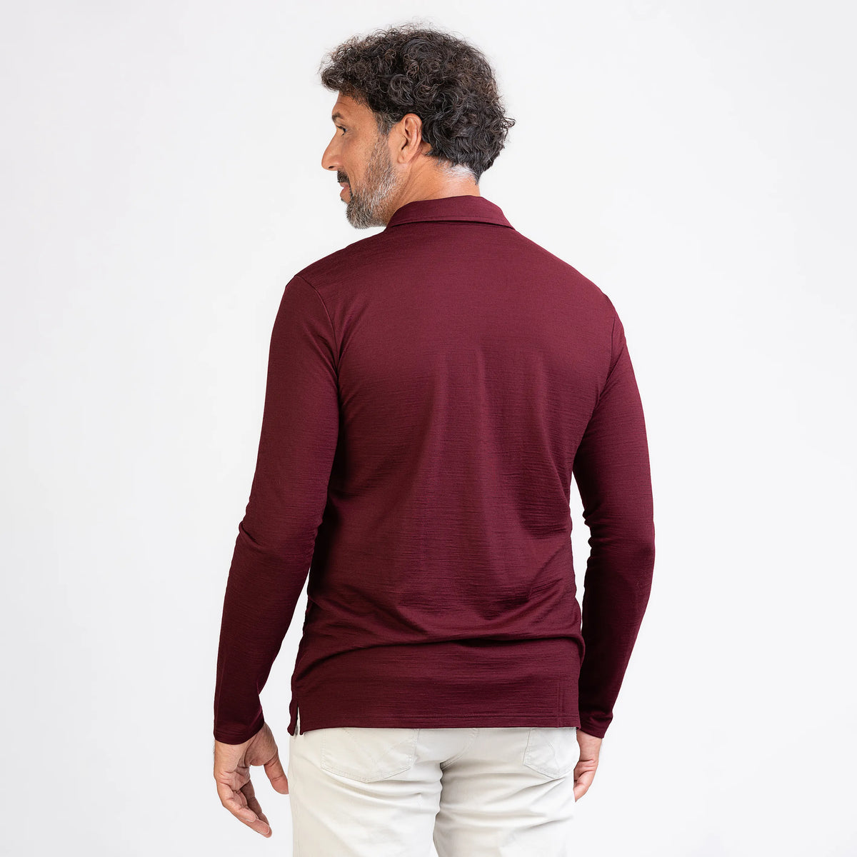 Merino Langarm Poloshirt Herren Rückenansicht von TOM FYFE in Burgundy 