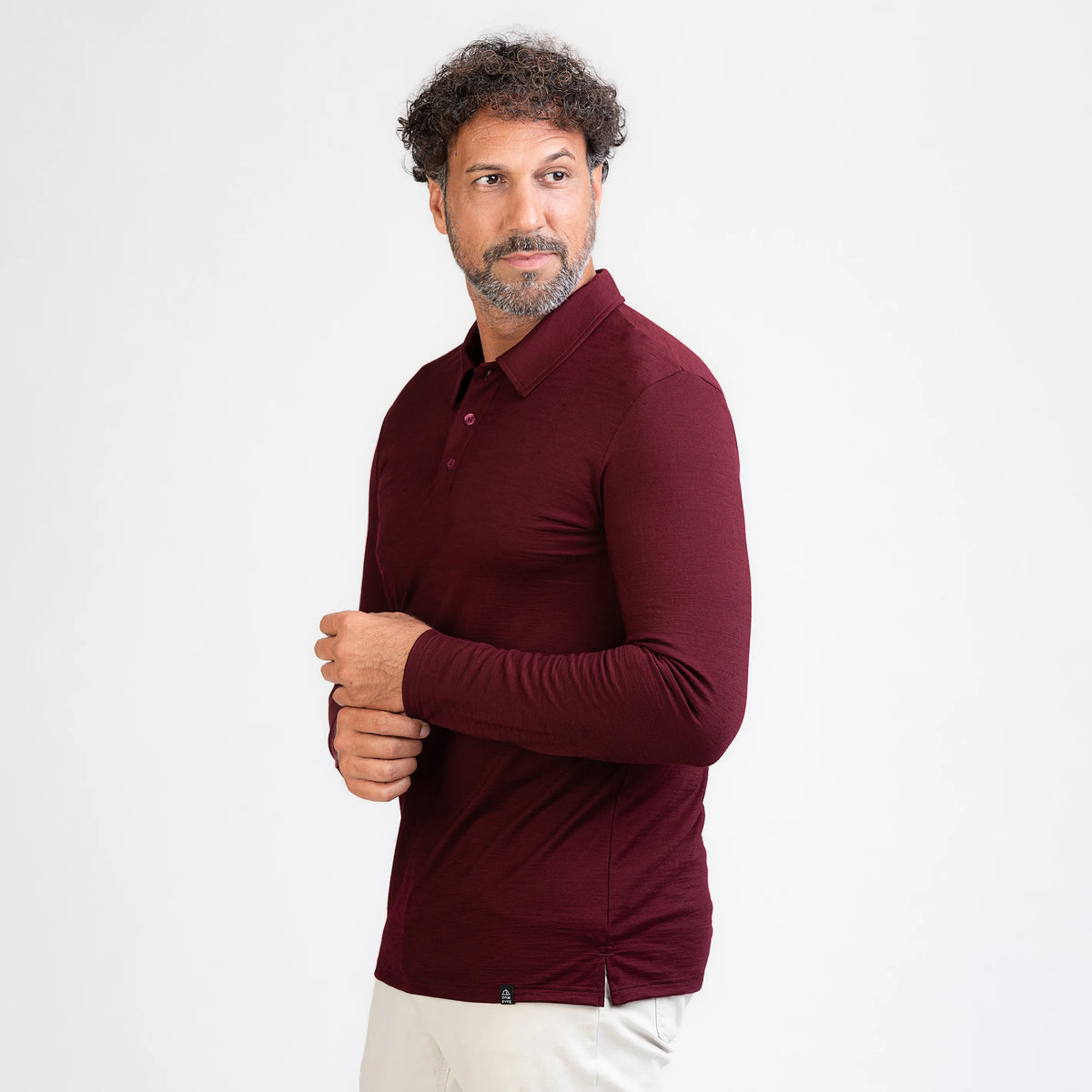 Merino Langarm Poloshirt Herren Seitenansicht von TOM FYFE in Burgundy 