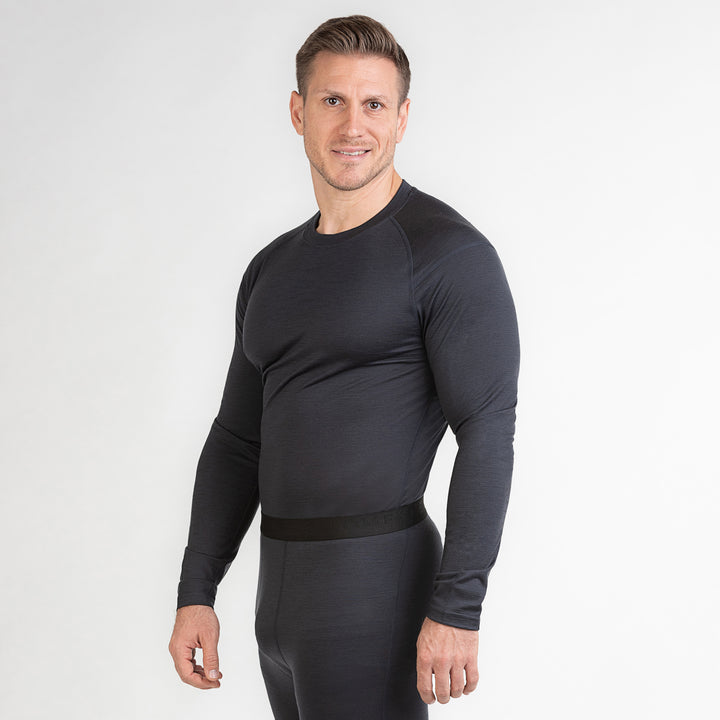 Merino Herren Unterhemd Langarmshirt Frontansicht von TOM FYFE in Anthrazit #farbe_anthrazit