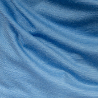 Merino Herren Poloshirt Stoffaufnahme von Tom Fyfe in Steelblue 