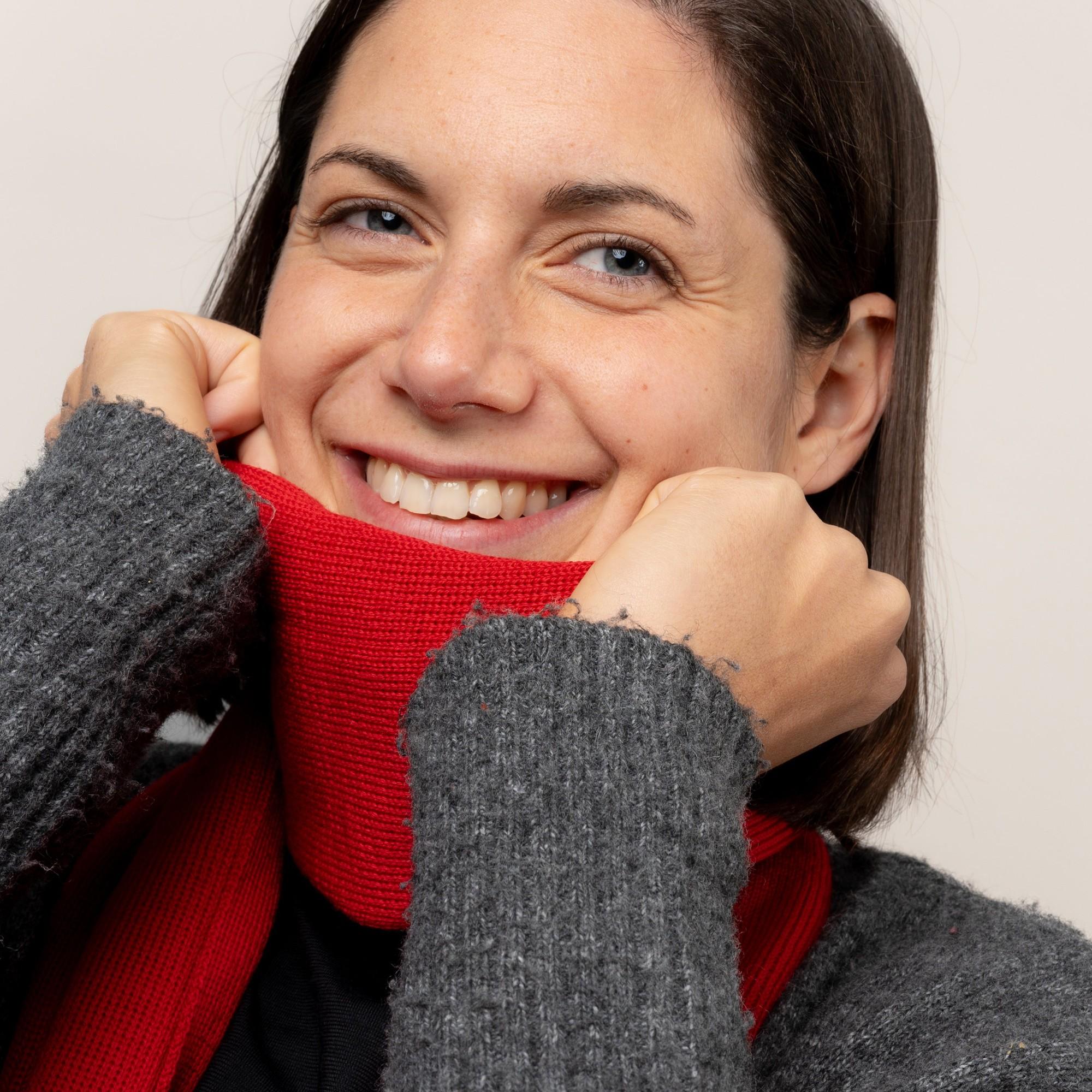 Merino Strickschal von Tom Fyfe in Rot 