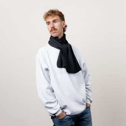 Merino Strickschal von Tom Fyfe in Anthrazit 