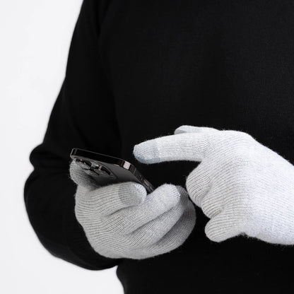 Merino Touchscreen Strickhandschuhe Hände Smartphone von TOM FYFE in Gray Melange 