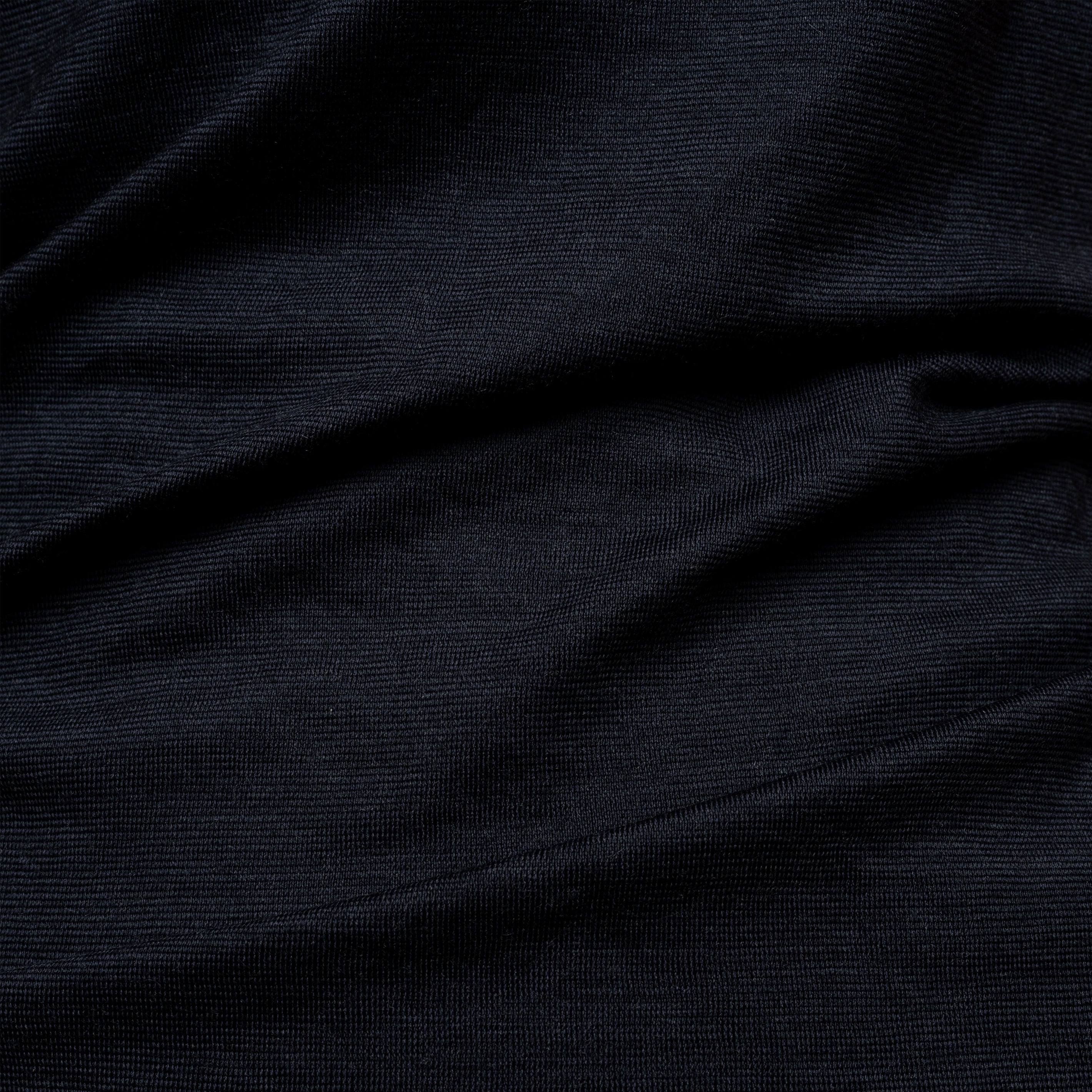 Merino Damen Shirt Nahaufnahme von Tom Fyfe in Anthrazit 