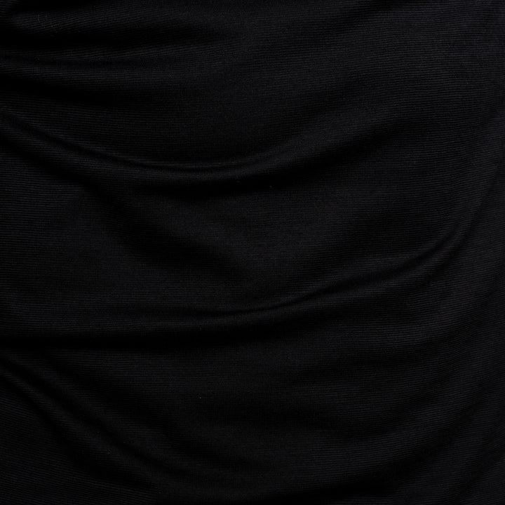 Merino Herren Shirt mit V-Ausschnitt Nahaufnahme Stoff in Schwarz #farbe_schwarz