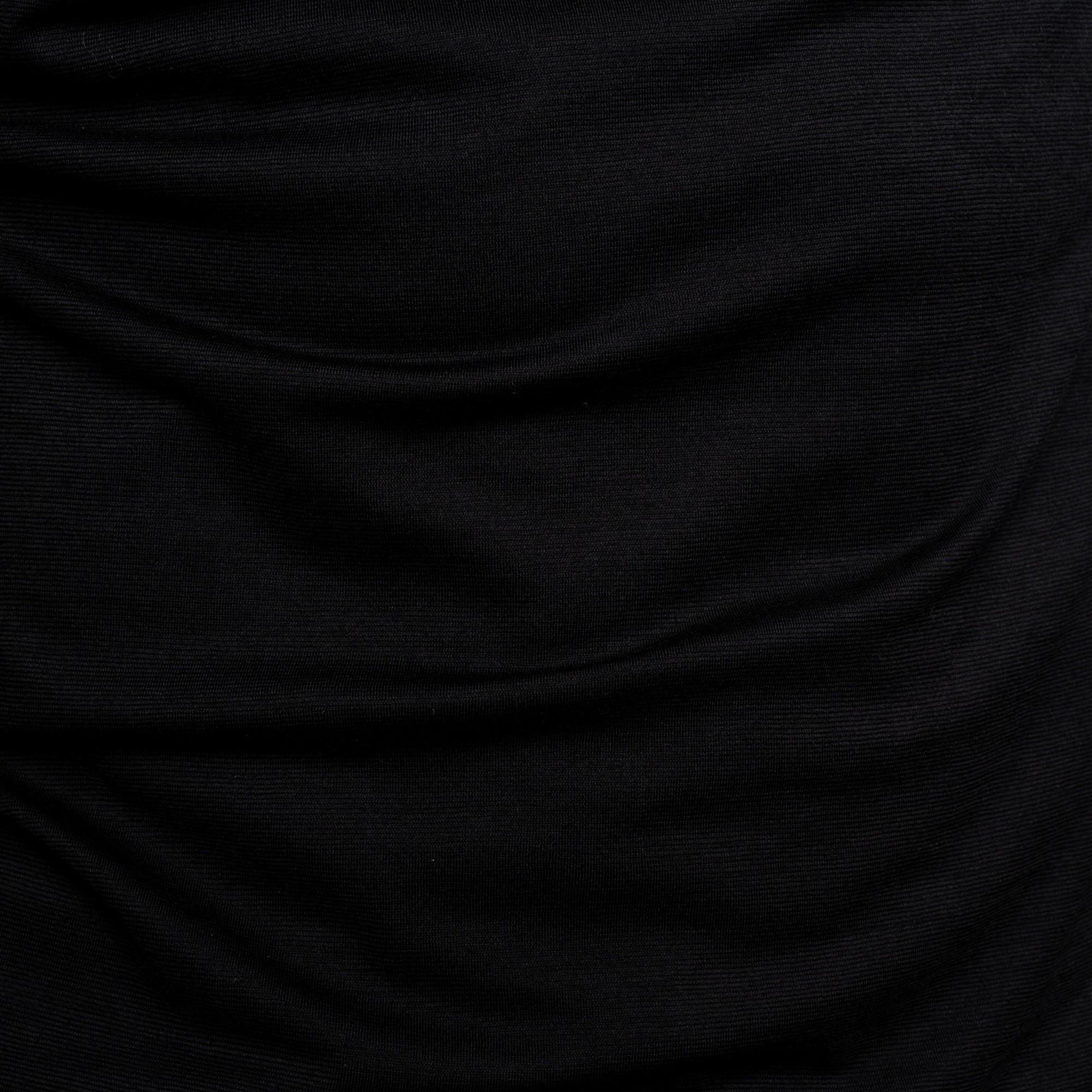 Merino Herren Shirt mit V-Ausschnitt Nahaufnahme Stoff in Schwarz 