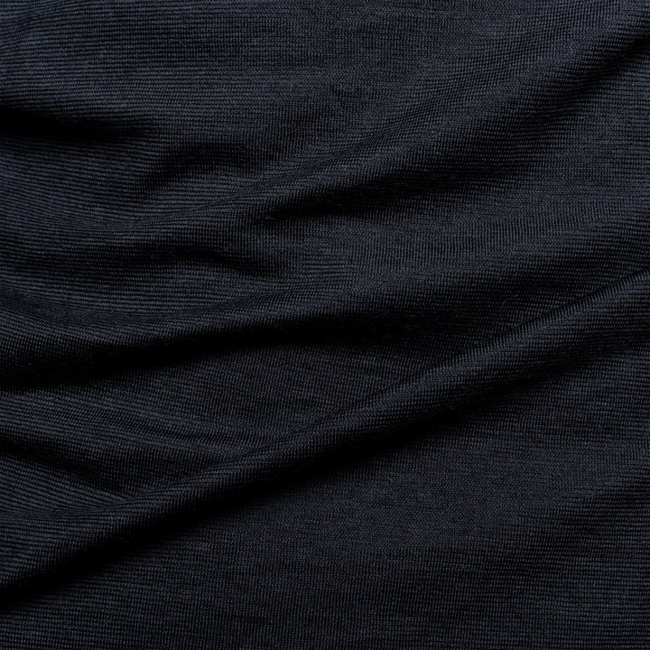 Merino Herren Shirt Nahaufnahme von Tom Fyfe in Schwarz #farbe_schwarz