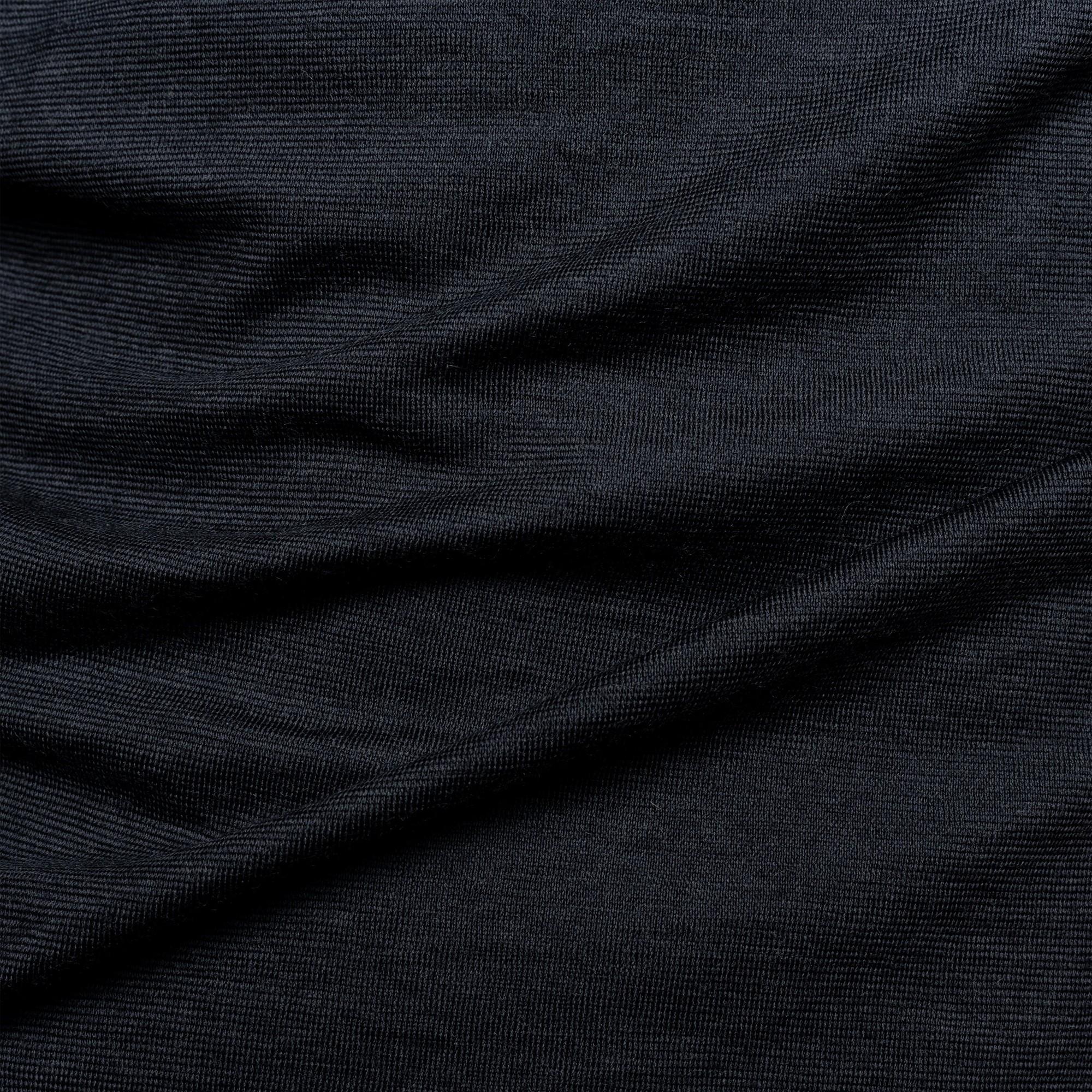 Merino Herren Shirt Nahaufnahme von Tom Fyfe in Schwarz 